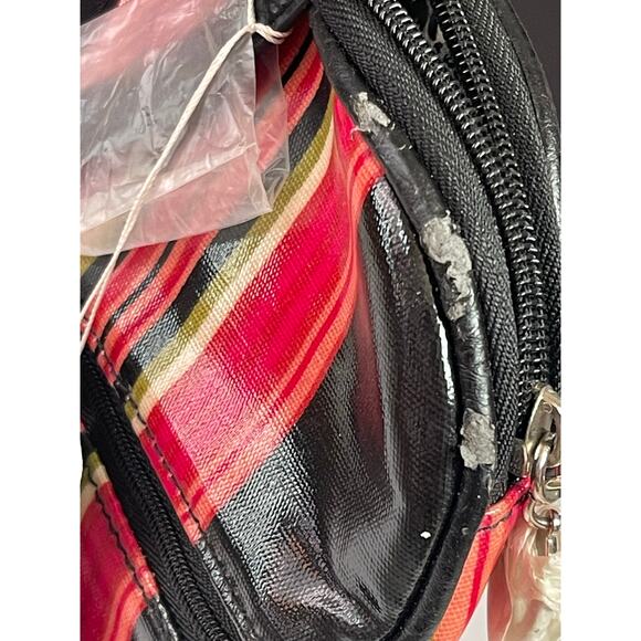 Gigi Hill Striped Cosmetic Bag Heart Zipper Pull - Picture 6 of 12